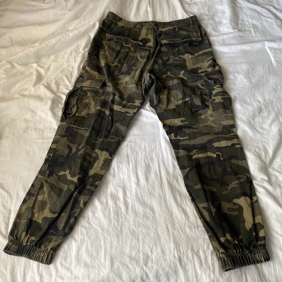 Camo cargo pants - Picture 2 of 4